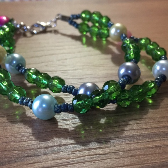 Double Strand Ladies Beaded Bracelet, Green Beaded Ladies Bracelet with Pearls - Picture 5 of 7